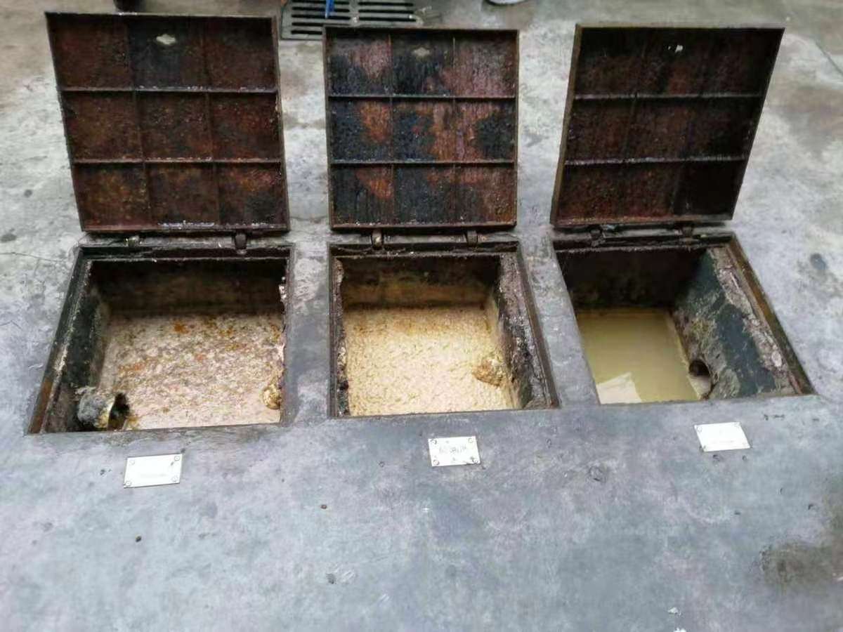 九合垸原种场清理隔油池-污水池清掏